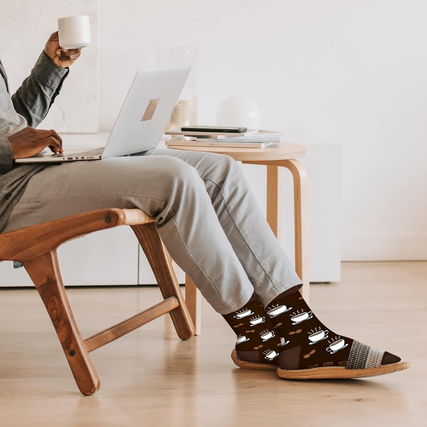 AGRIMONY If You Can Read This Bring Me Something - Funny Novelty Socks for Men Women Teenage - Gifts for Christmas Birthday Easter Valentines Fathers Day - Image 6