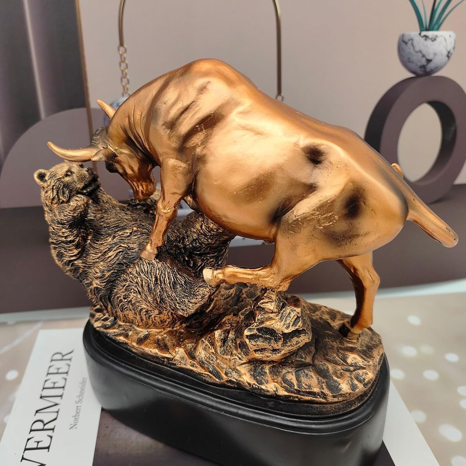 Wall Street Resin Bull Figurine Wall Street Stock Market Bull Bear Fight Financial Broker Gift Wine Cabinet Office Decoration - Image 6