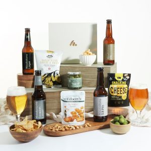 Hawkstone Beer Hamper with Savoury ...