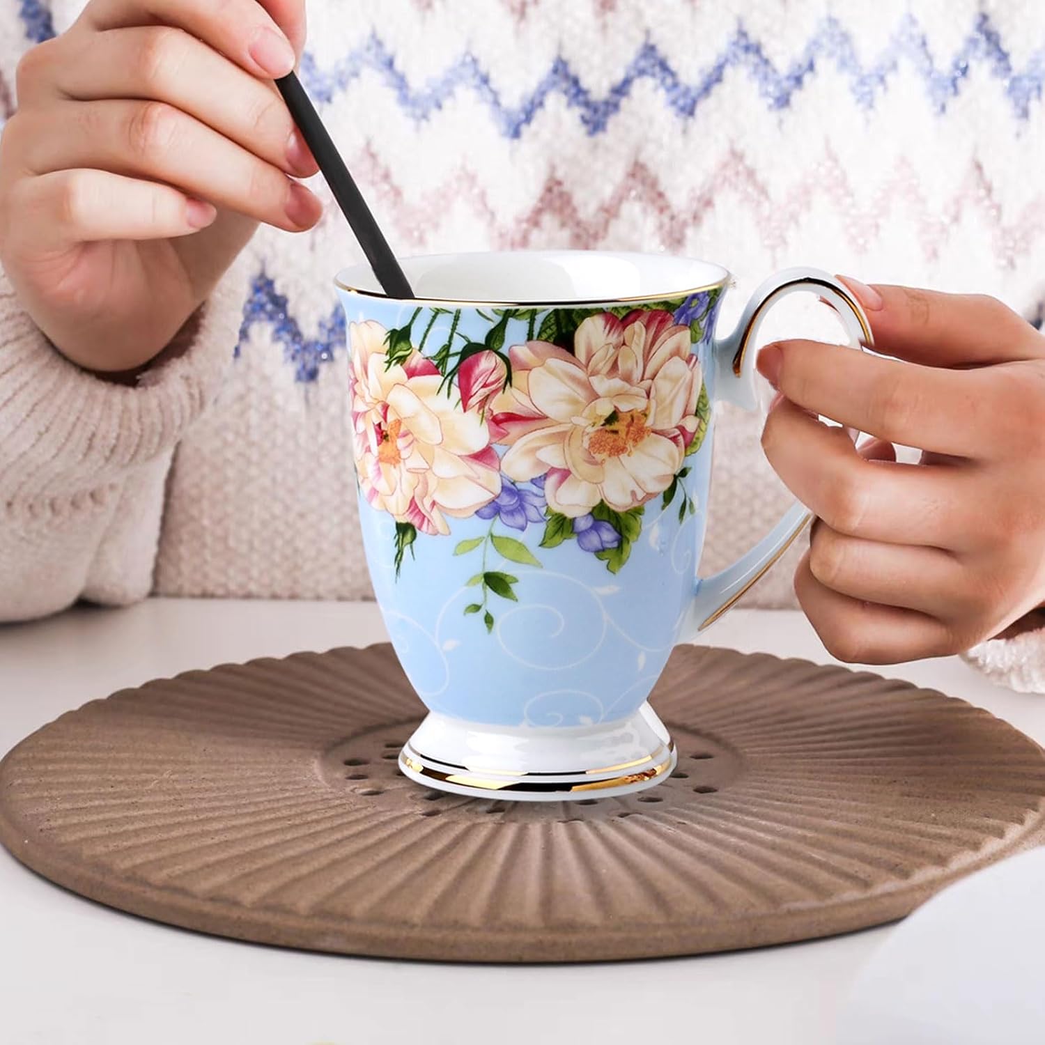 4 Piece Porcelain Coffee Mugs Set - Bone China Floral Coffee Tea Water Cup and Hot Chocolate Cups - Great Gift for Lovers - 11 oz/312 ml (Pink) - Image 7